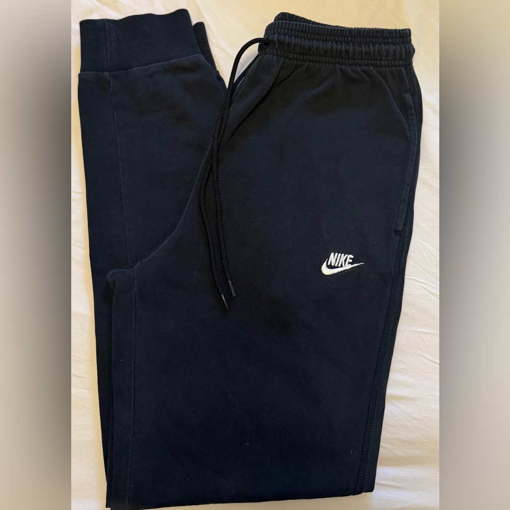 Nike men’s joggers